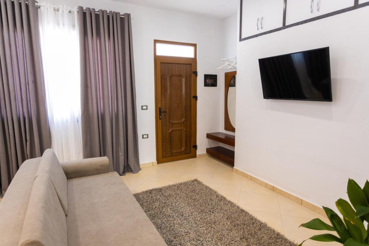 Toni'S Studios Wlora Zewnętrze zdjęcie